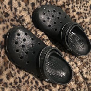Black Crocs